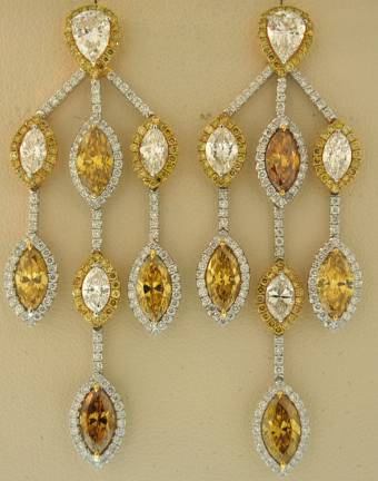 18K White Gold Natural Color Diamond Earrings
