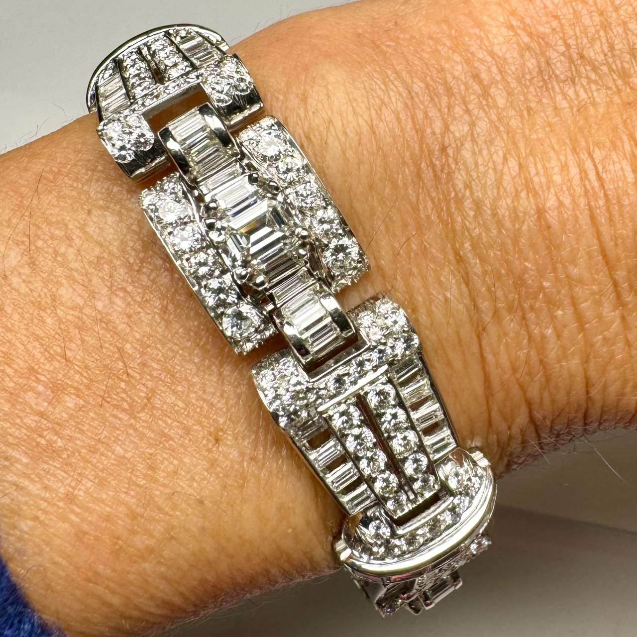 Art Deco Platinum 25.20 Ct. Diamond Bracelet