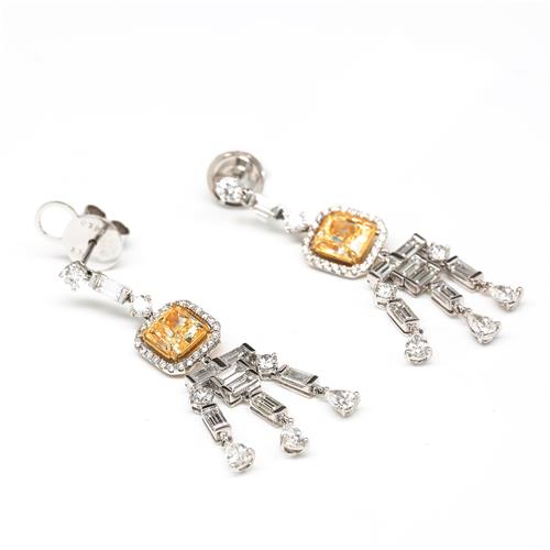 3.17 Ct Fancy Yellow Diamondm Earrings