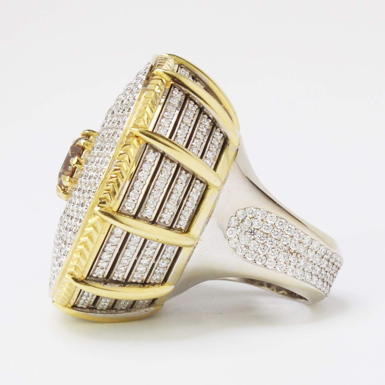18K 3.07 Ct Fancy Color Diamond Large Cocktail Ring