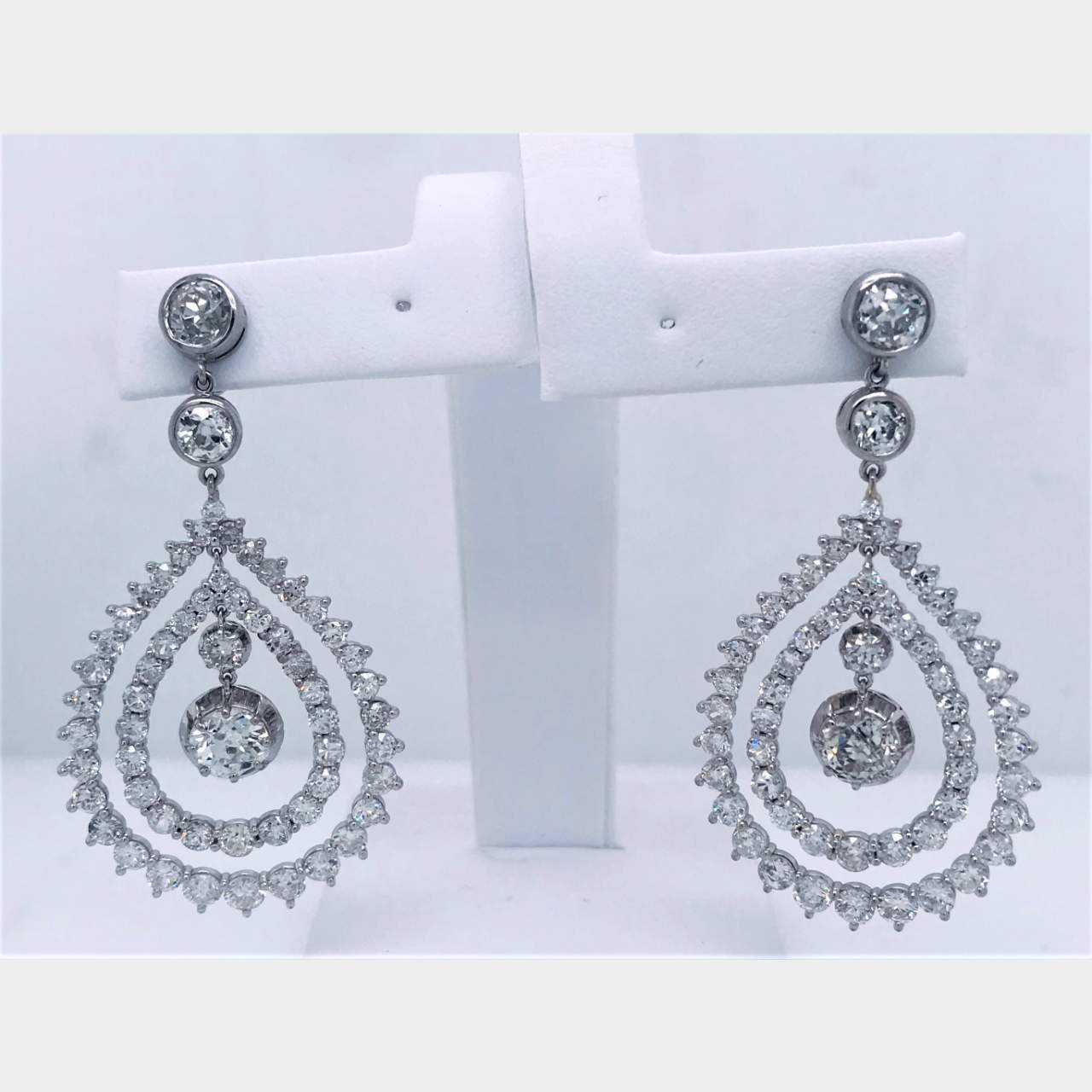 11.50 Ct Diamond Chandelier Earrings