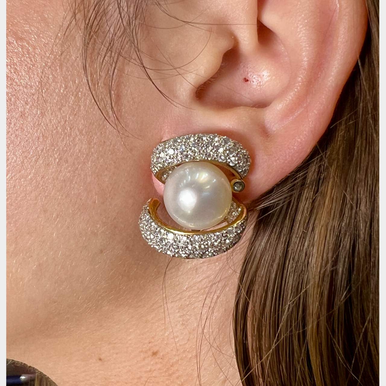 18K Yellow Gold Pearl & Diamond Earrings