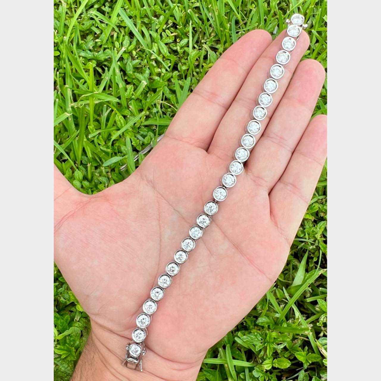 18K White Gold 12.50 Ct Diamond Tennis Bracelet