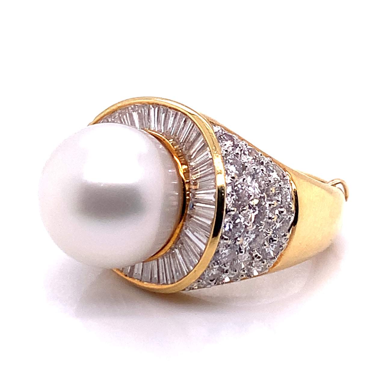South Sea Pearl & Diamond Ring