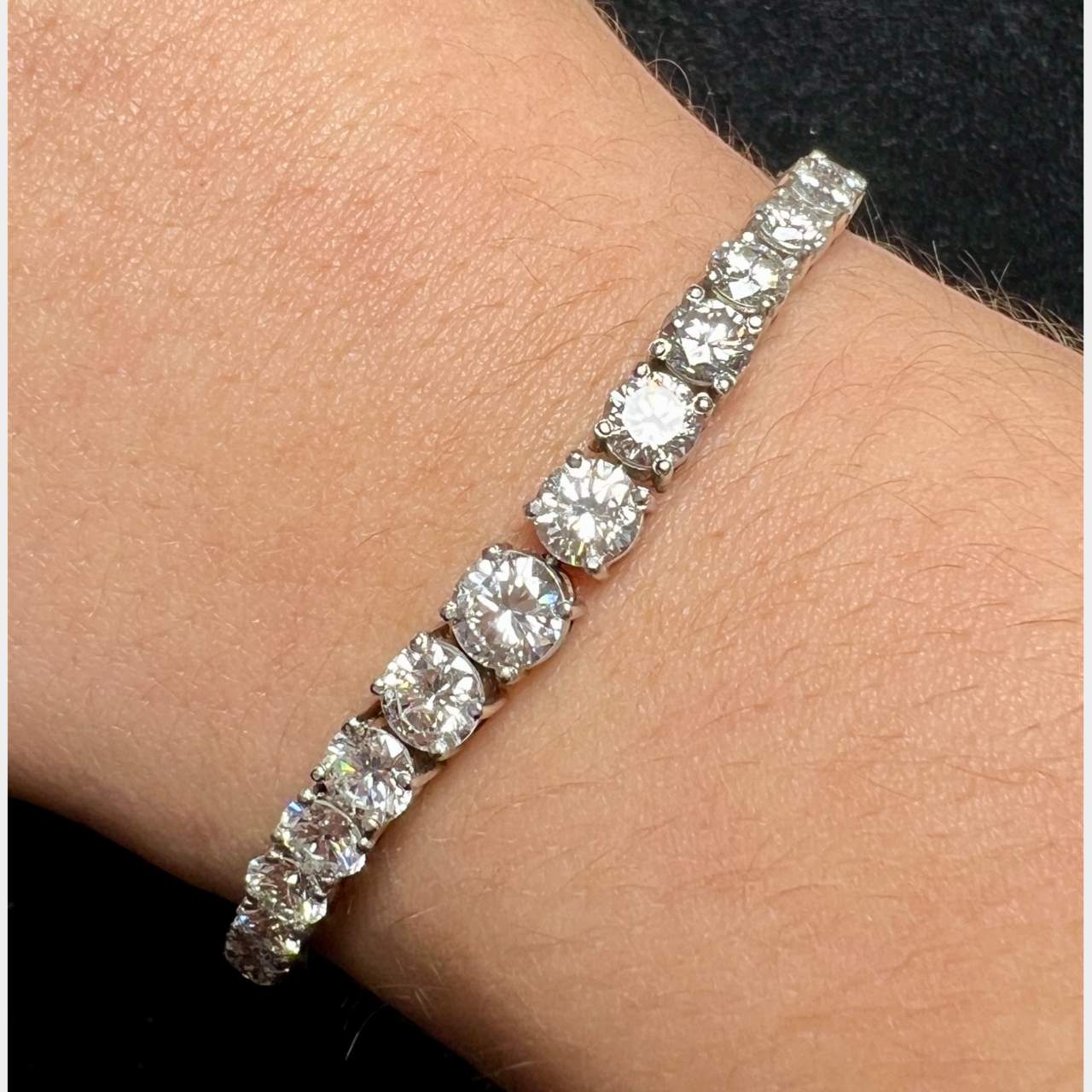 9.10 Ct. Diamond Tennis Bracelet