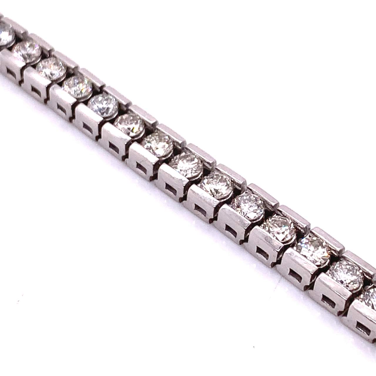 Platinum Diamond Tennis Bracelet
