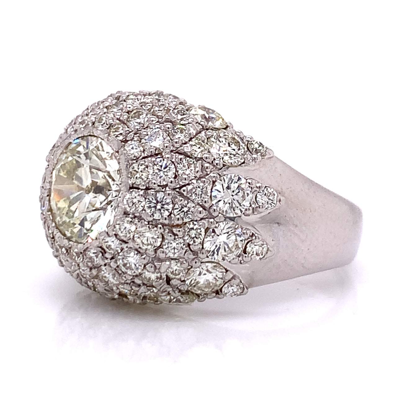 18K White Gold Diamond Ring