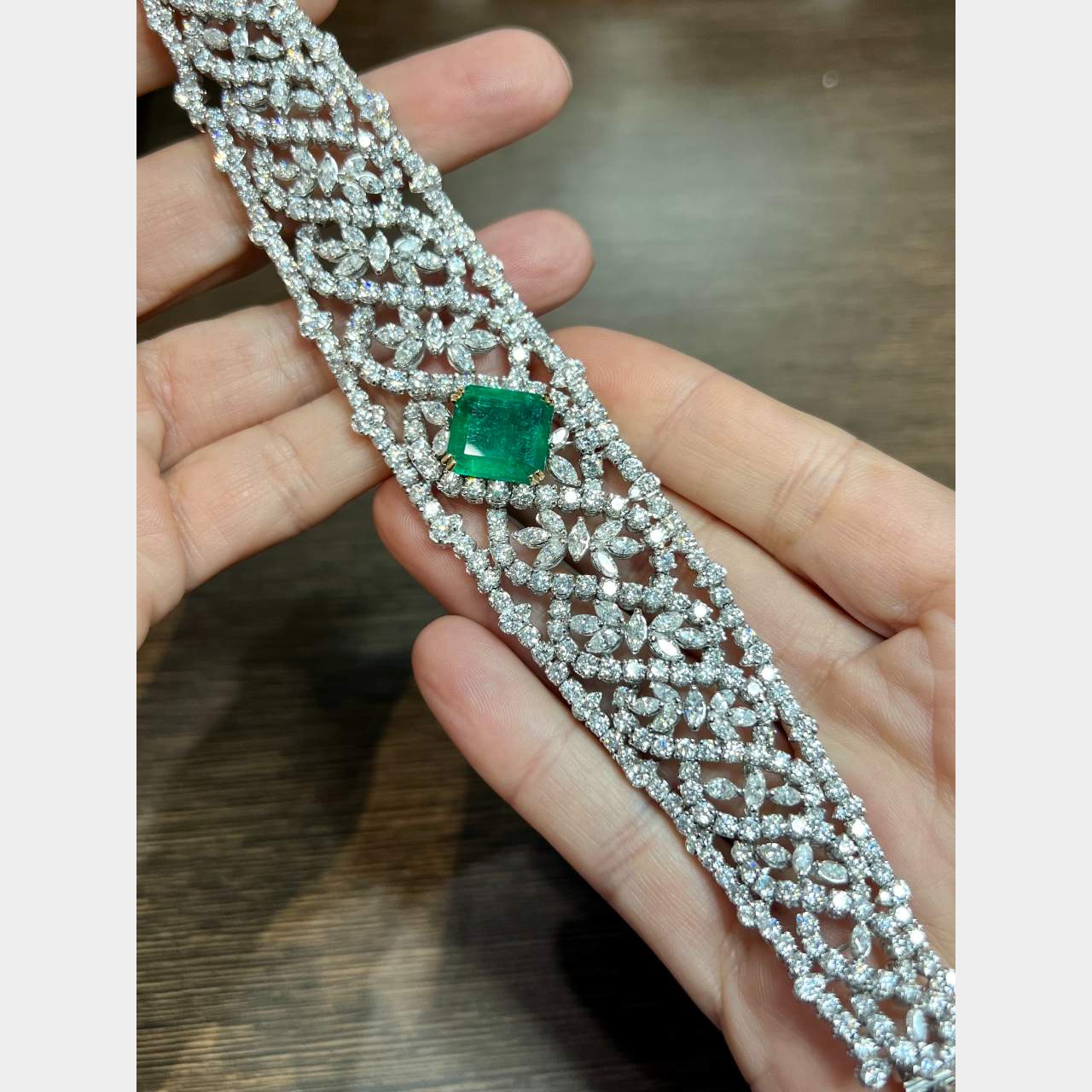 Colombian Emerald and Diamond Bracelet