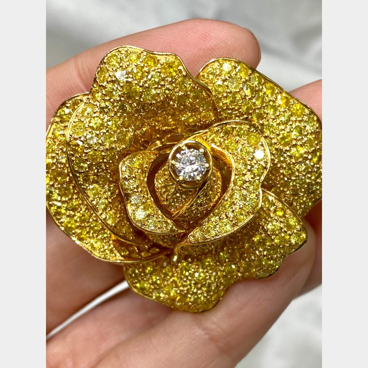 Sabbadini 18K Yellow Gold Fancy Yellow Diamond Brooch