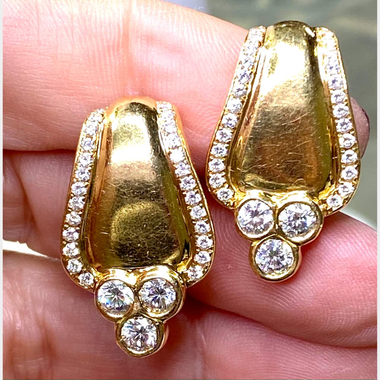 18K Yellow Gold 2.70 Ct. Diamond Earrings
