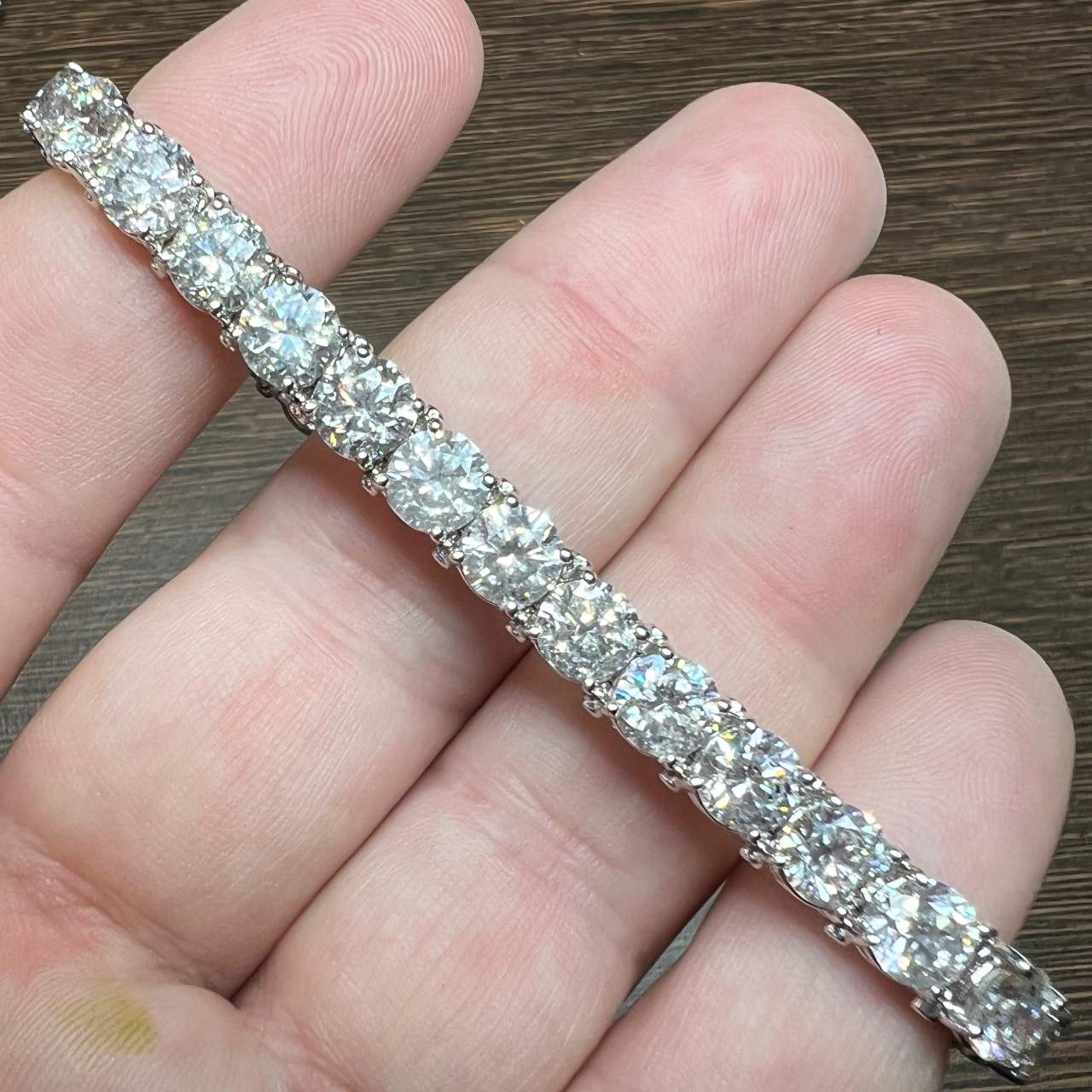 14K White Gold 22.50 Ct. Diamond Tennis Bracelet