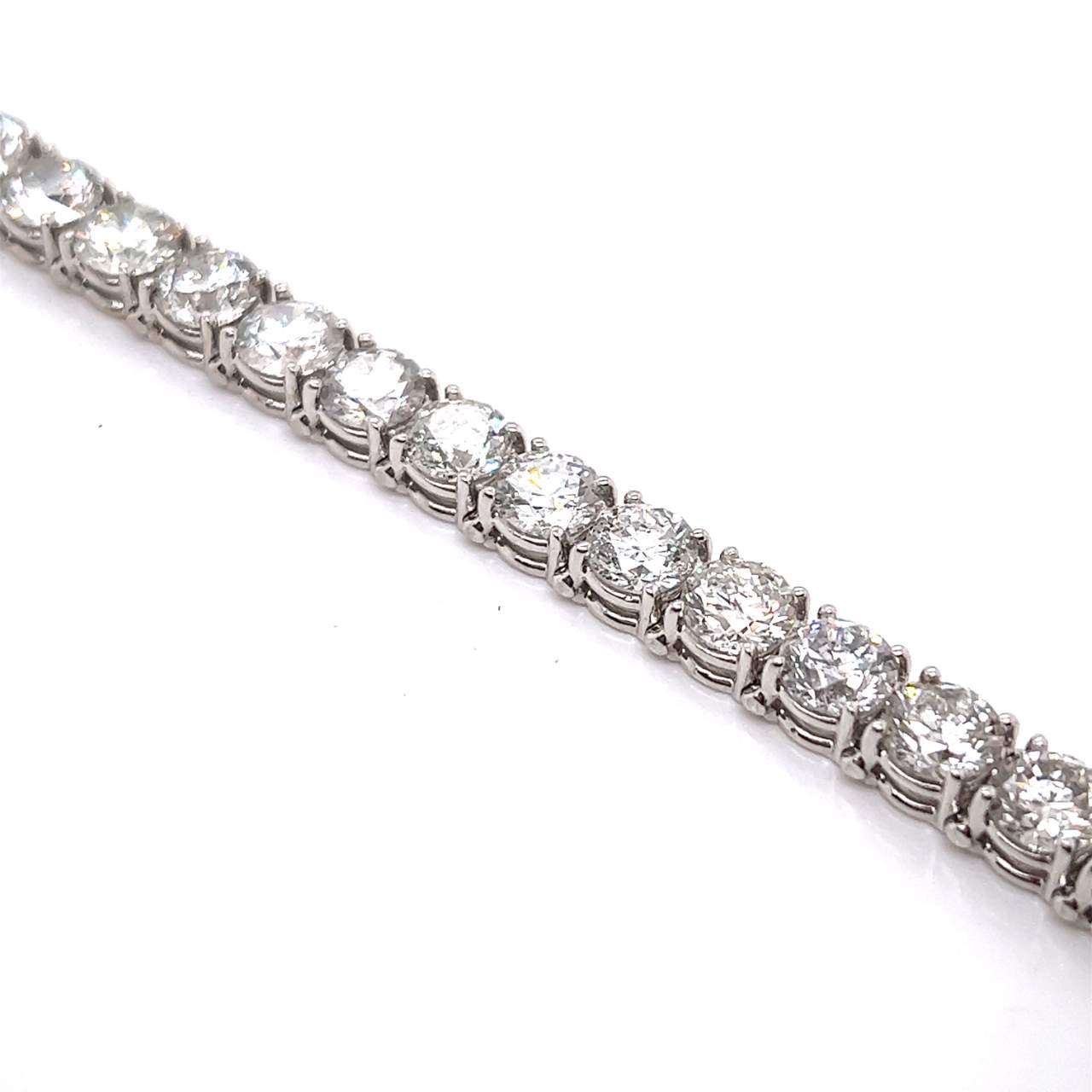 14K White Gold 22.50 Ct. Diamond Tennis Bracelet