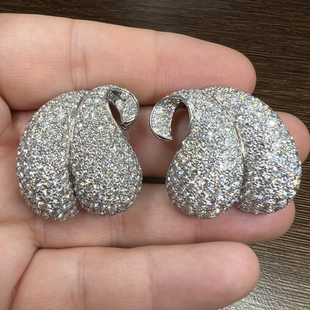 18K White Gold Diamond Earrings