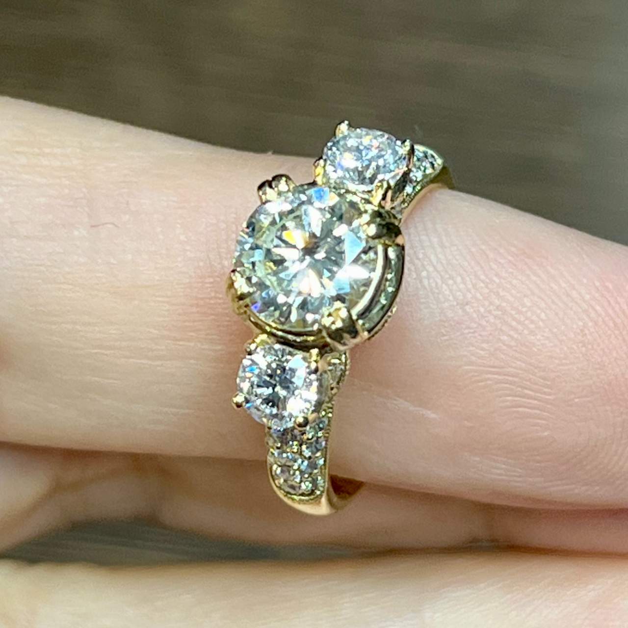 18K Yellow Gold EGL Certified Diamond Ring