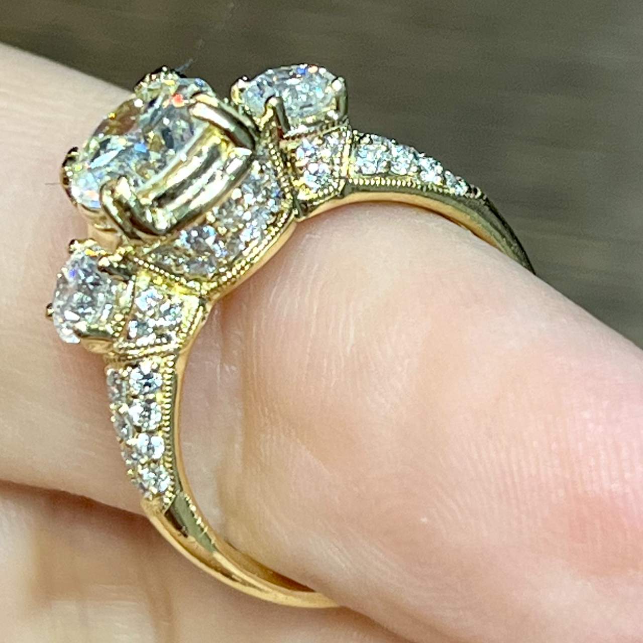 18K Yellow Gold EGL Certified Diamond Ring