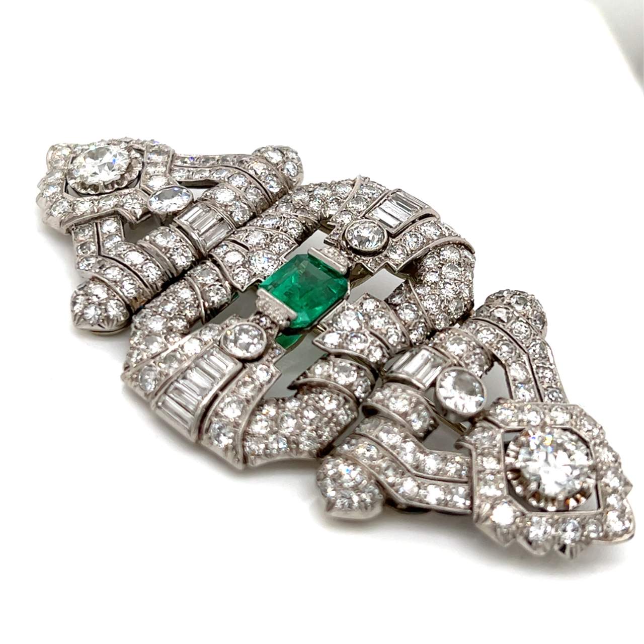 Art Deco Platinum Emerald & Diamond Brooch