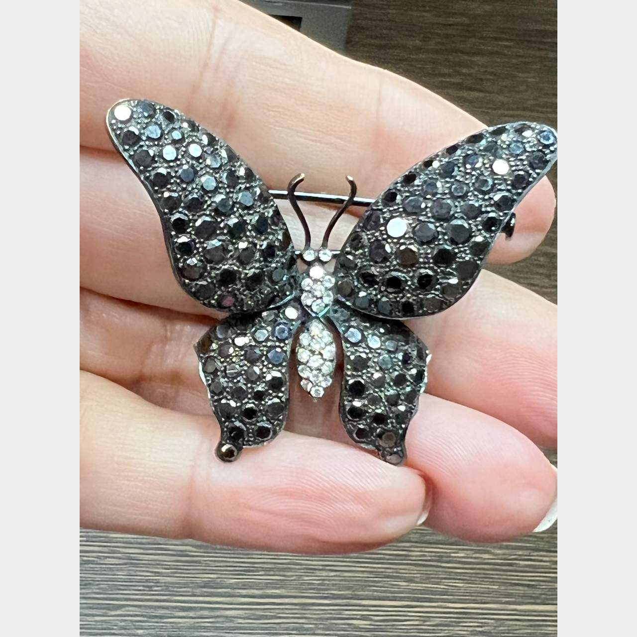 Alopa 18K White Gold Black Diamond Butterfly Brooch