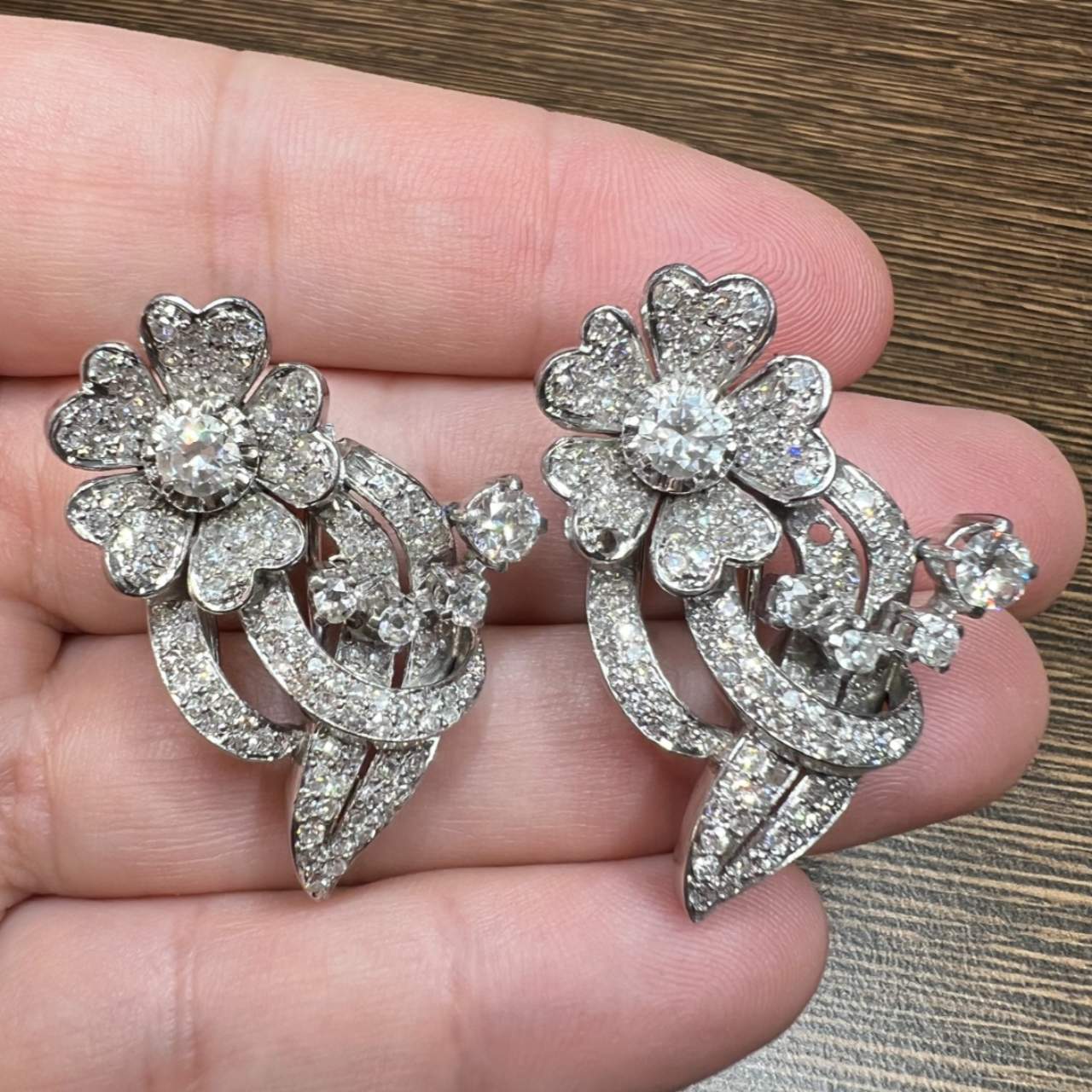 6.40 Ct Diamond Art Deco Flower Clips