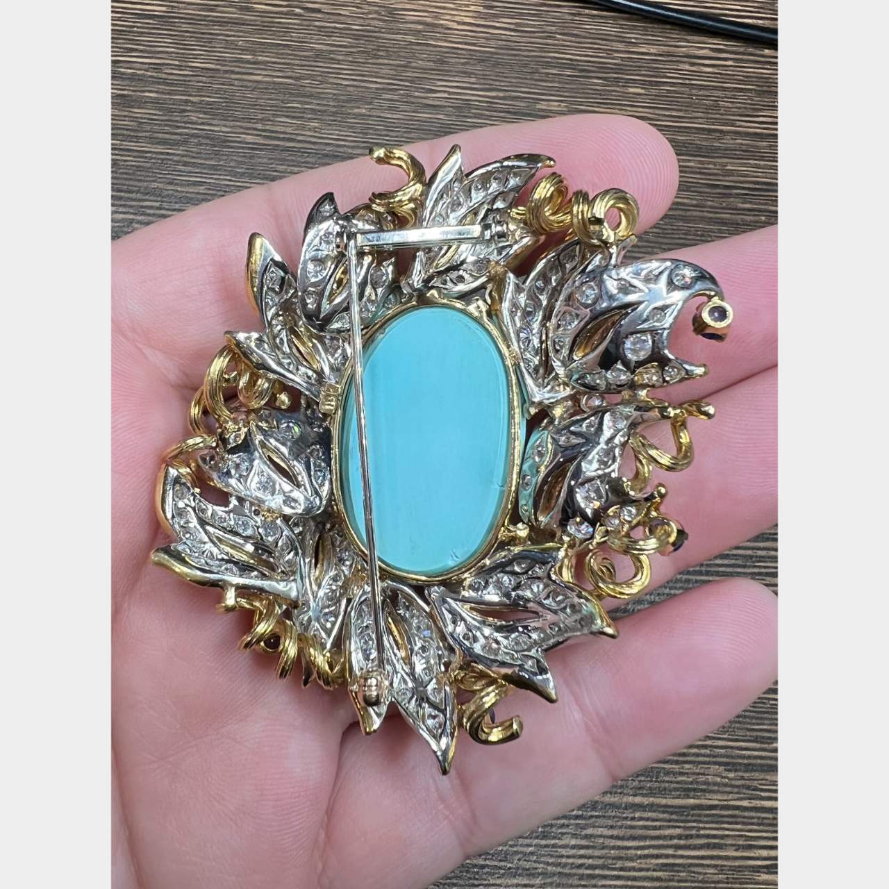 18K Yellow Gold Turquoise/Diamond/Sapphire Brooch