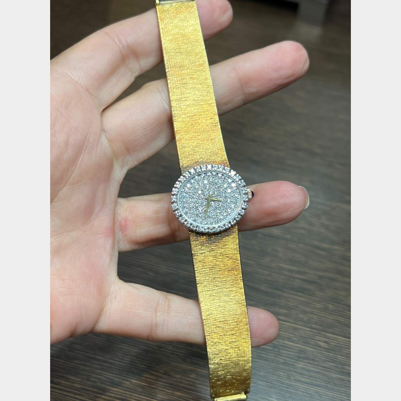 Baume et Mercier 18K Yellow Gold Ladies Watch