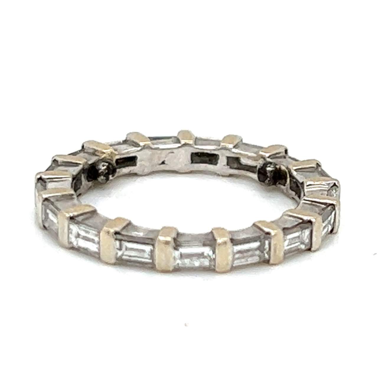 18K White Gold Diamond Band