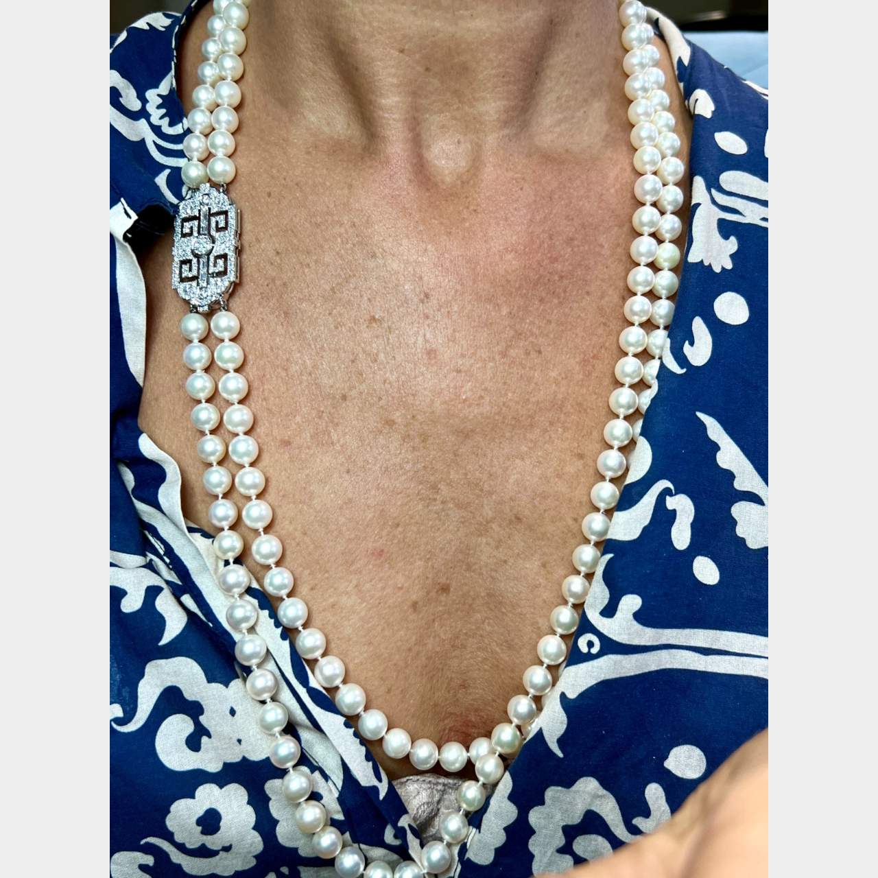 18K White Gold Cultured Pearl Necklace