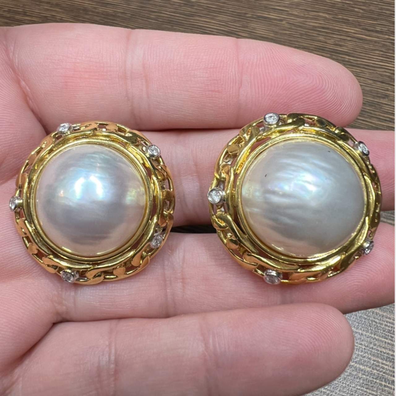 18K Yellow Gold Mabe Pearl & Diamond Earrings