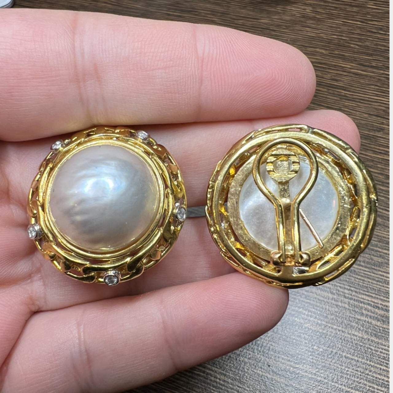 18K Yellow Gold Mabe Pearl & Diamond Earrings