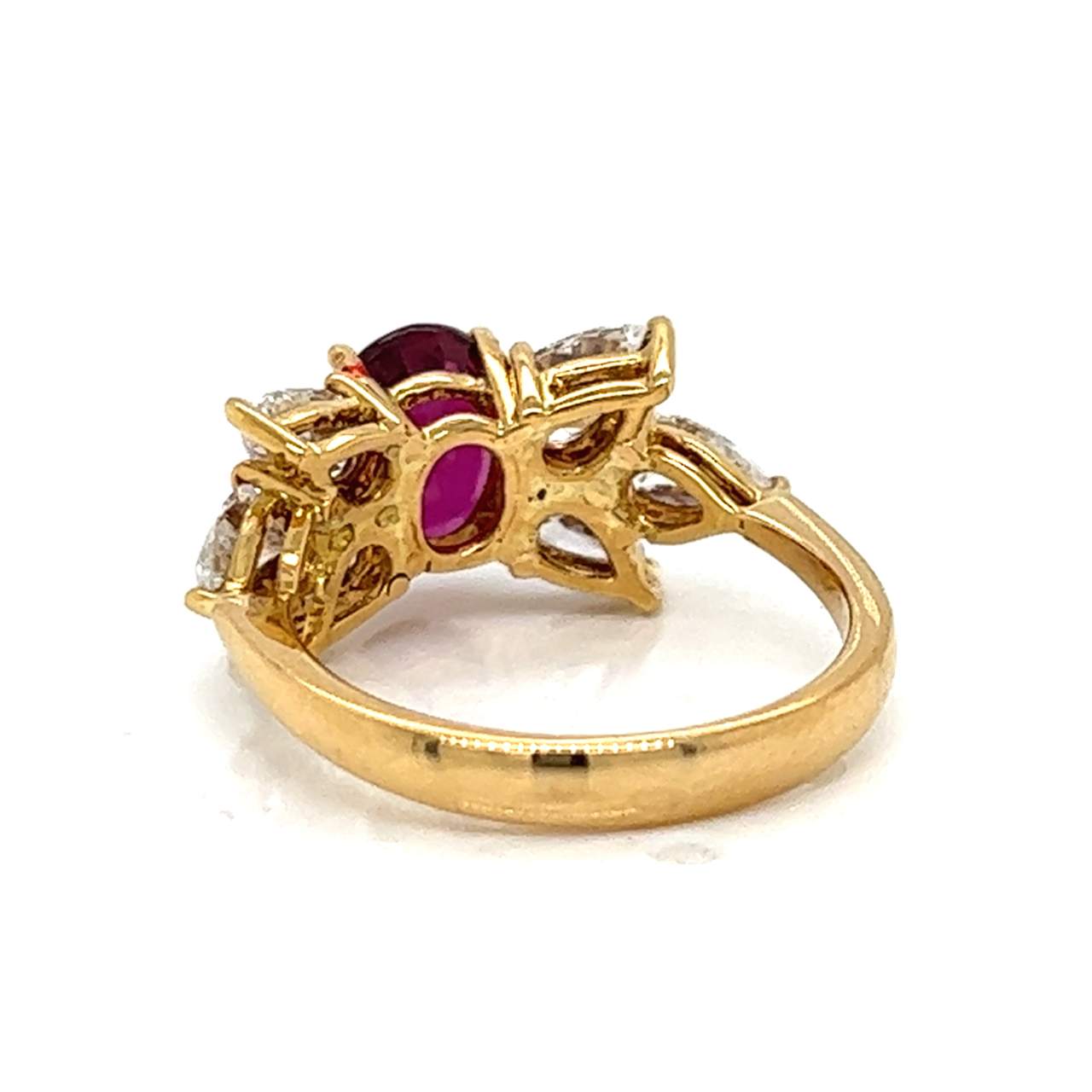 18K Yellow Gold Ruby & Diamond Ring