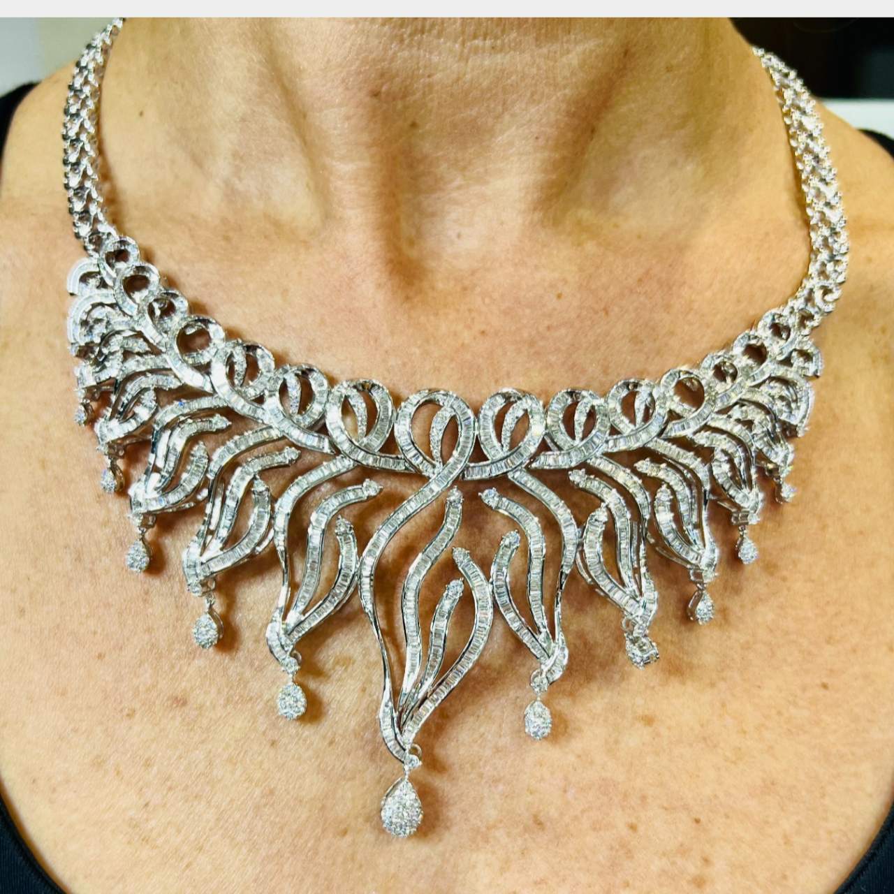 27.50 Ct Diamond Necklace
