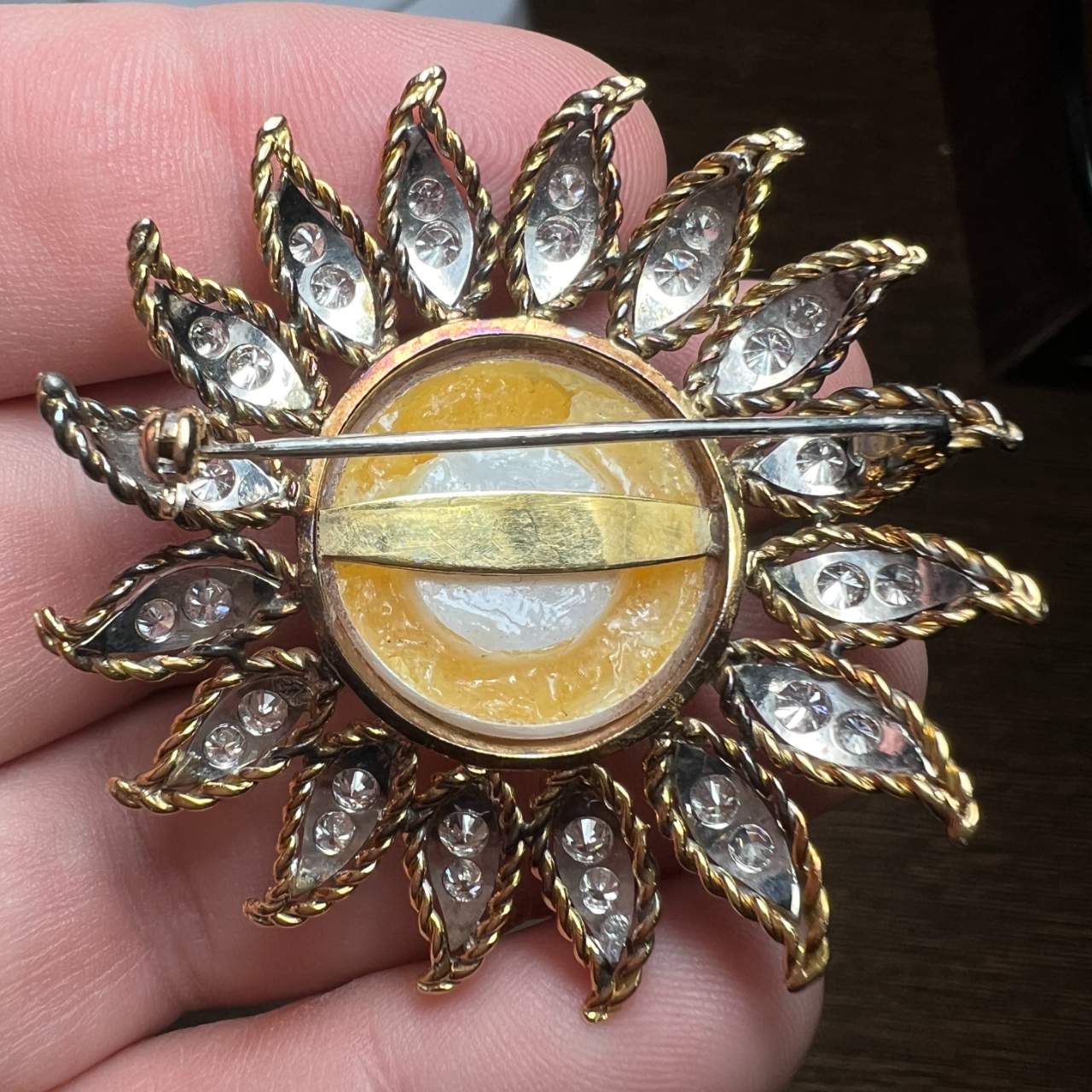 18K Yellow Gold Mabe Pearl & Diamond Brooch