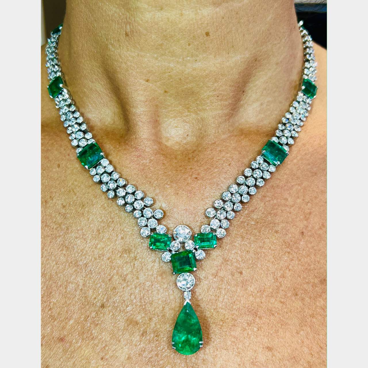 Art Deco GIA Certified Colombian Emerald & Diamond Necklace