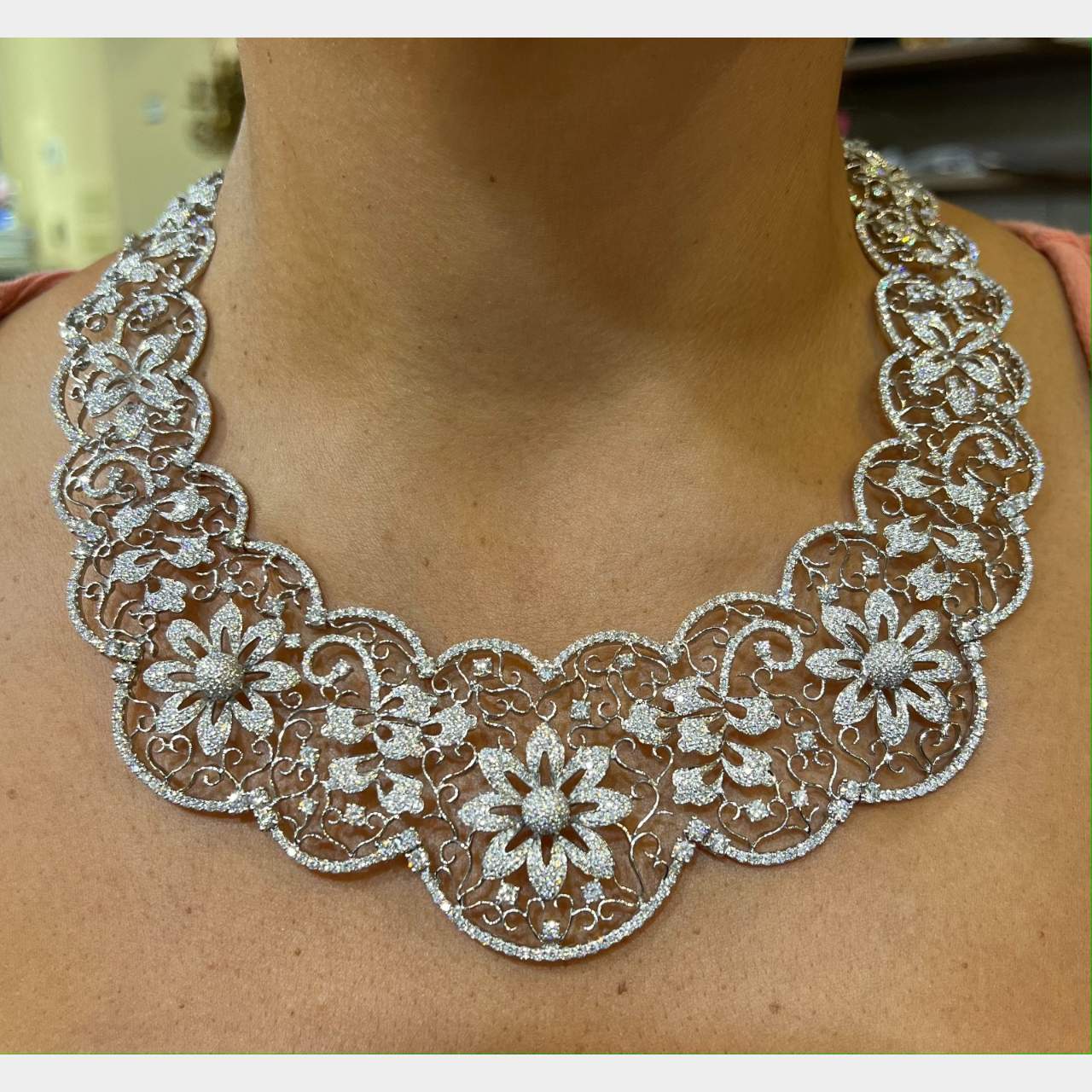 18K White Gold 35.00 Ct. Diamond Necklace