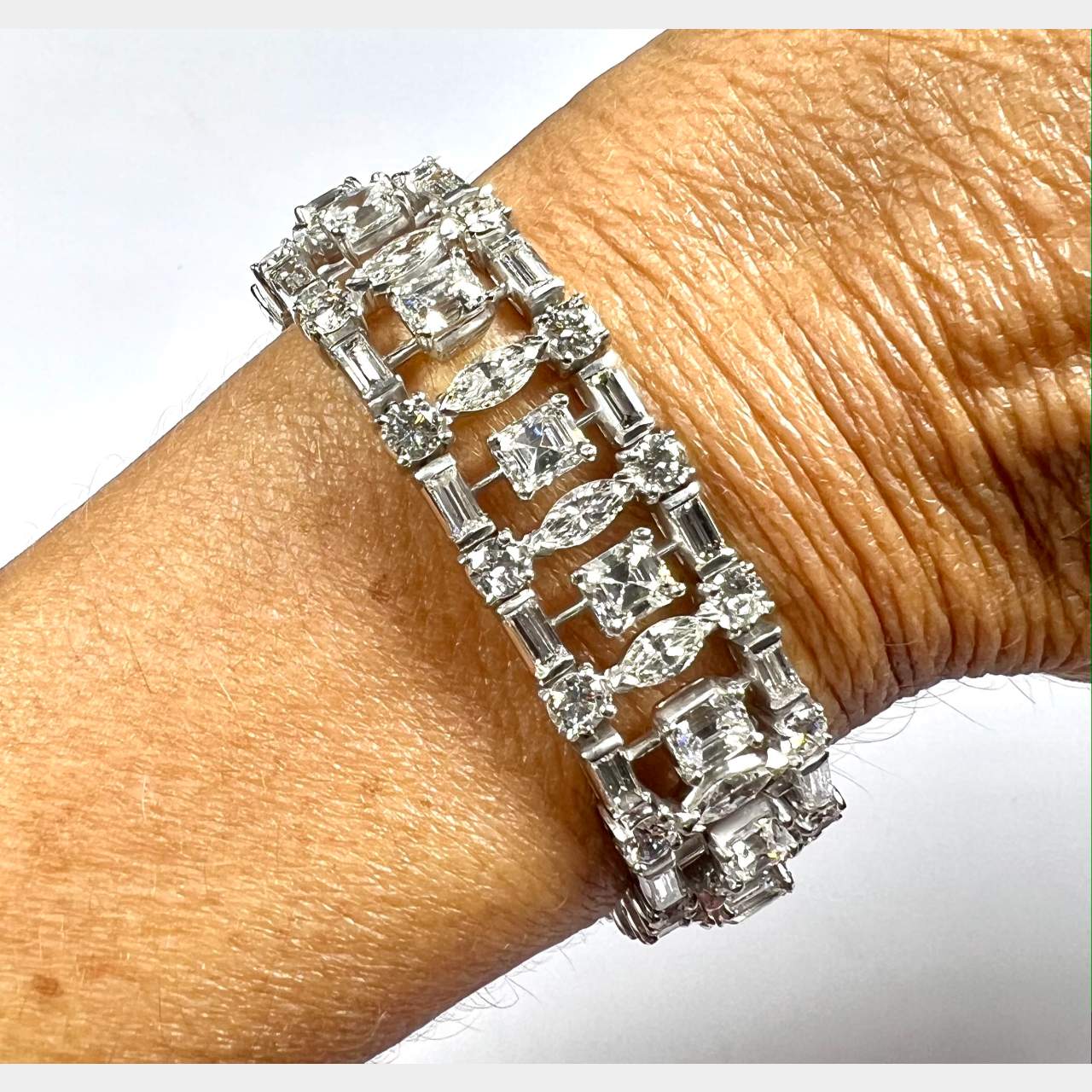 Art Deco Platinum 39.70 Ct. Diamond Bracelet