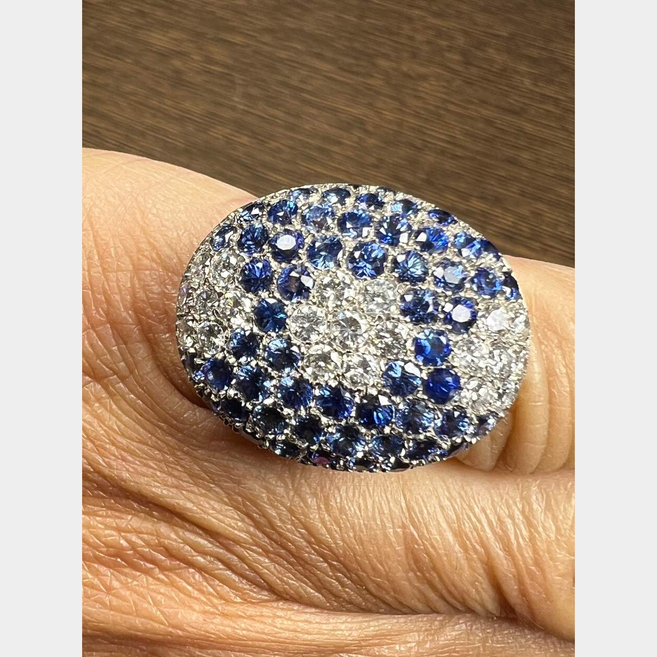 18K White Gold Diamond & Sapphire Ring