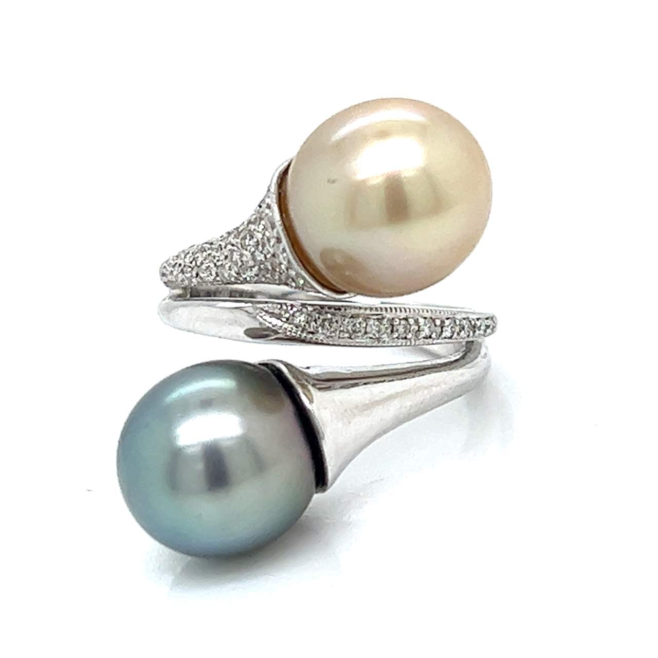 18K White Gold South Sea Pearl & Diamond Ring