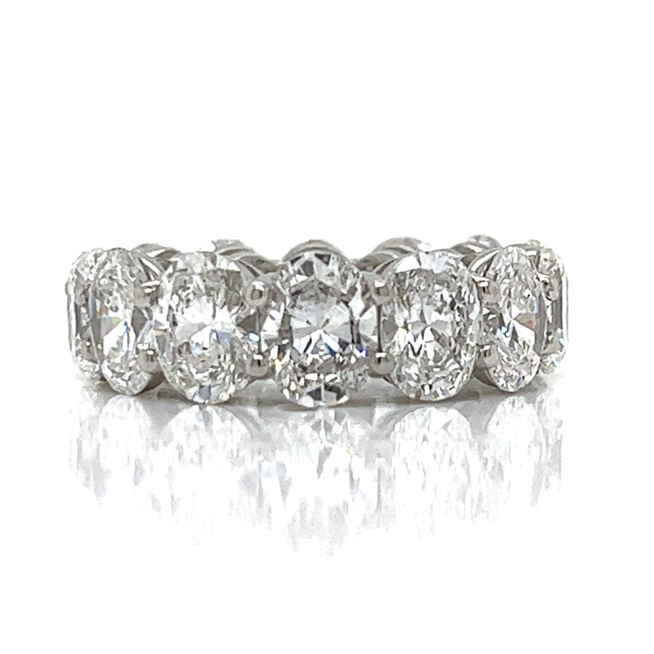 Platinum 11.00 Ct. Graduated Oval Diamond Eternity Band