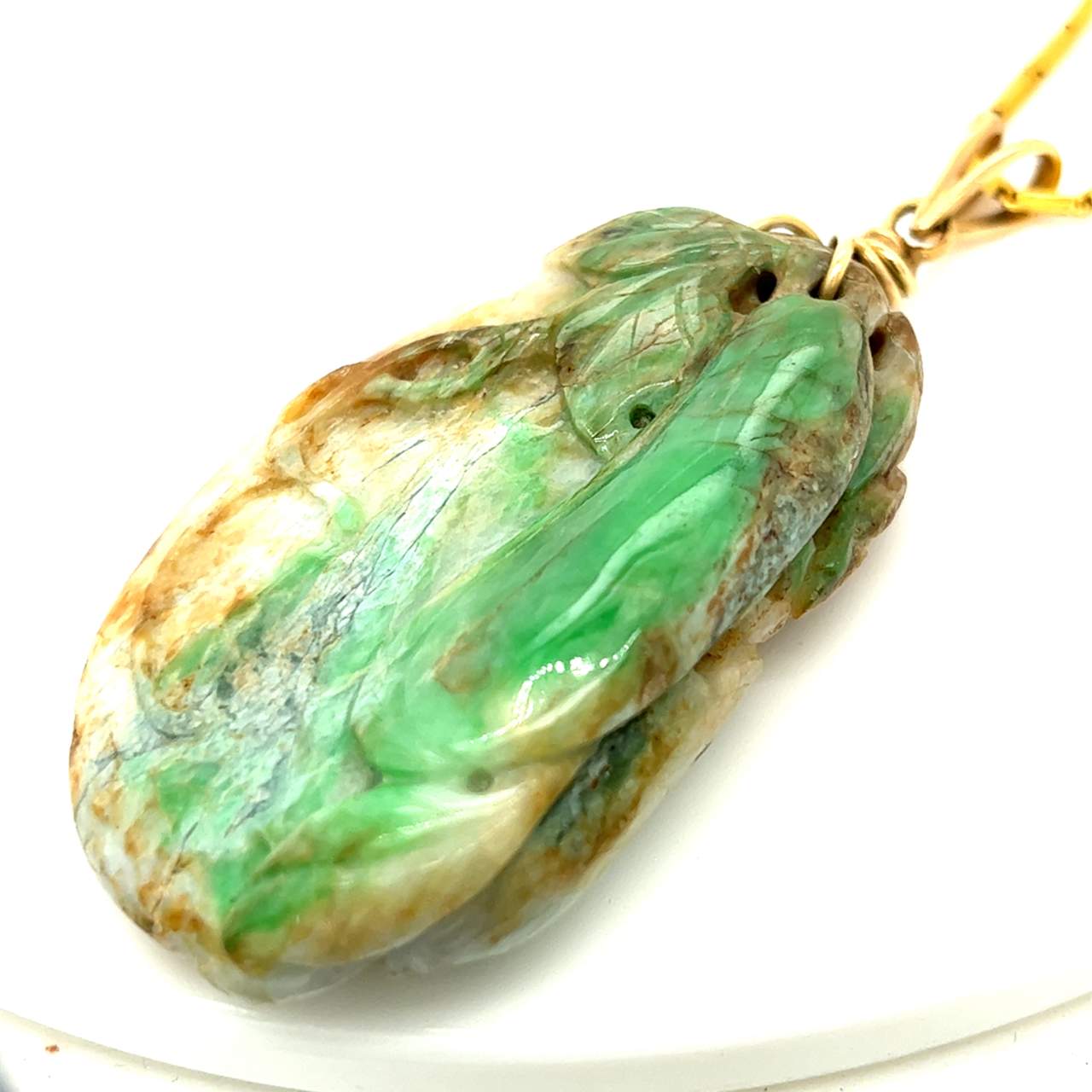 24k/14K Chain w/ Carved Jade Pendant