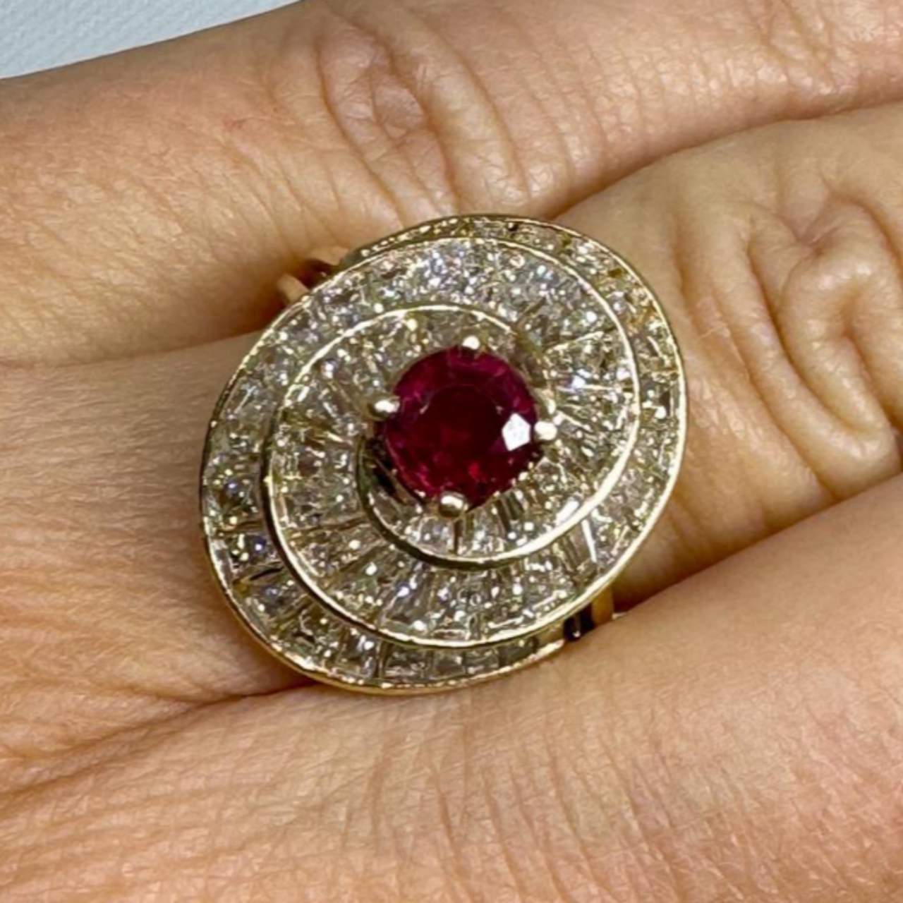 18K Yellow Gold Ruby & Diamond Ring