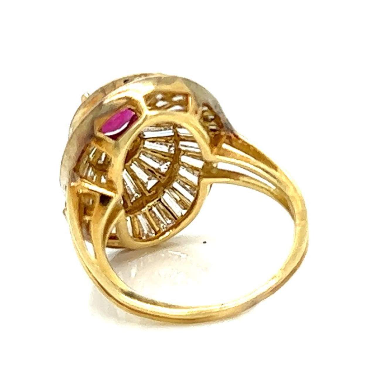 18K Yellow Gold Ruby & Diamond Ring