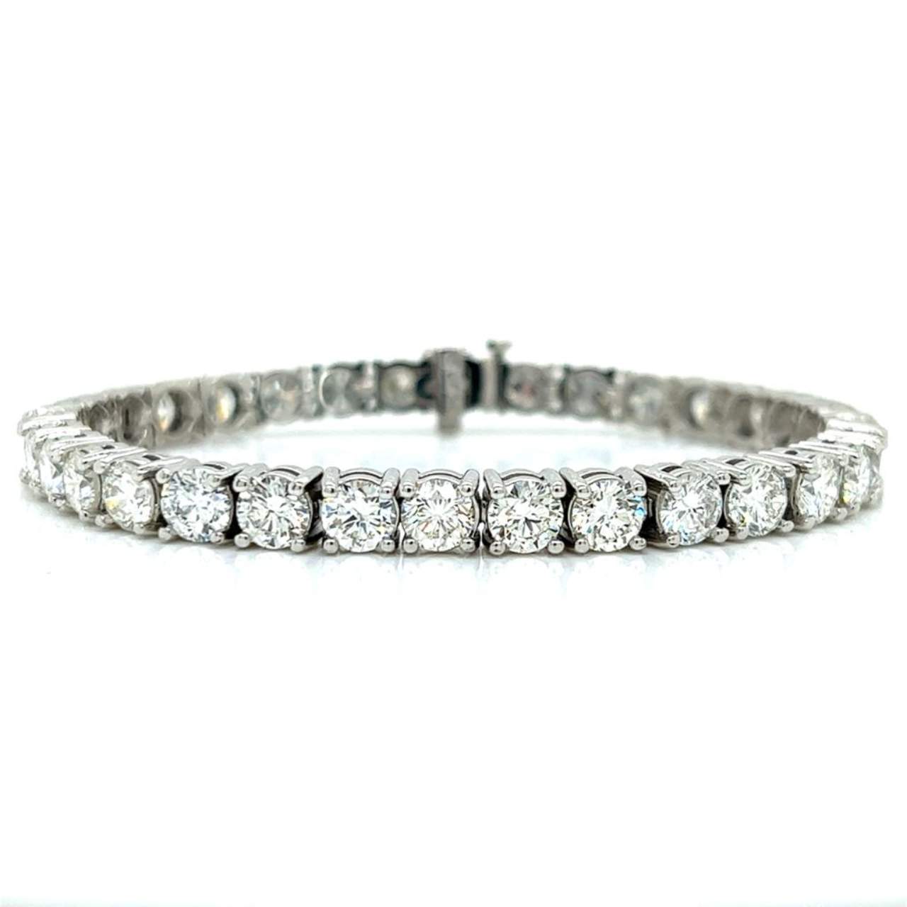 Platinum 18.00 Ct. Diamond Tennis Bracelet