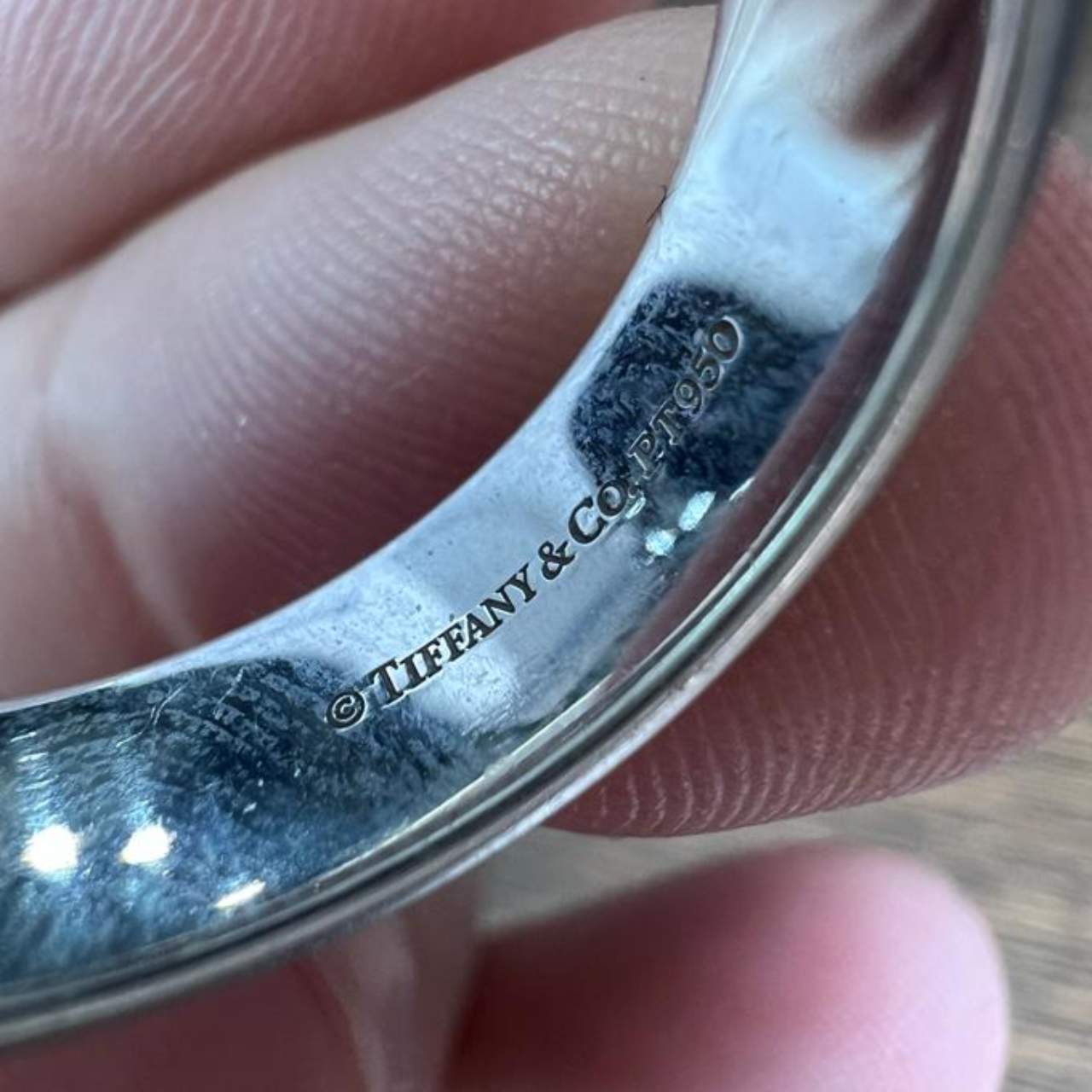 TIFFANY & CO. Platinum Men’s Wedding Band
