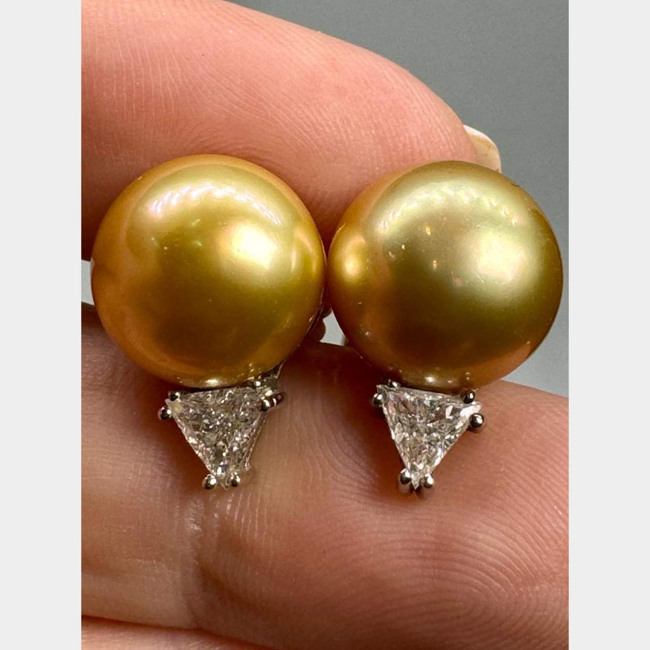 18K Yellow Gold South Sea Pearl & Diamond Earrings