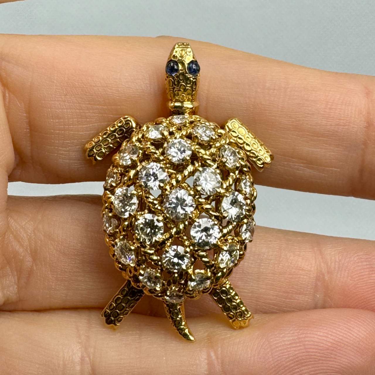 CARTIER PARIS 18K Yellow Gold Diamond Turtle Brooch