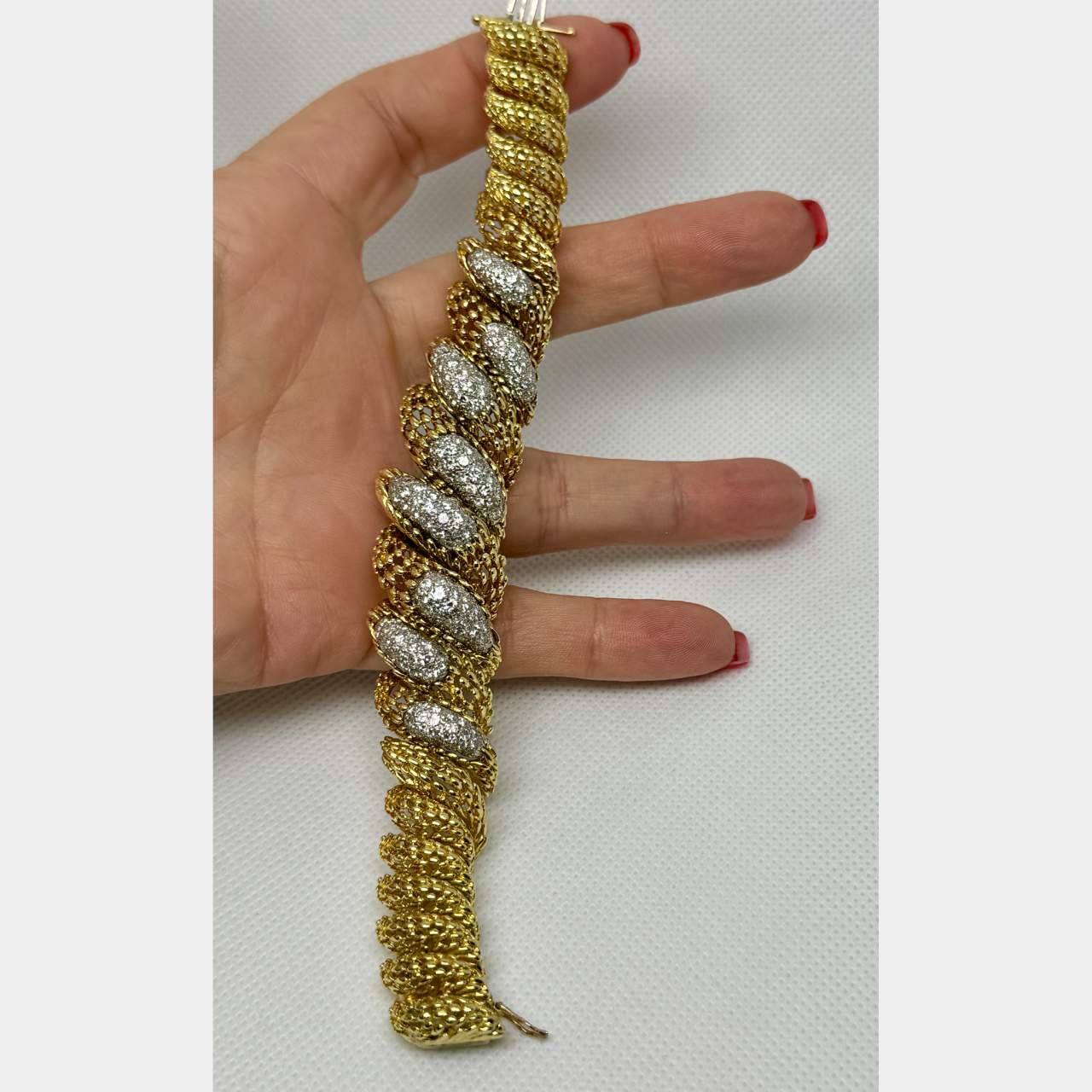 18K Yellow Gold 8.60 Ct. Diamond Bracelet