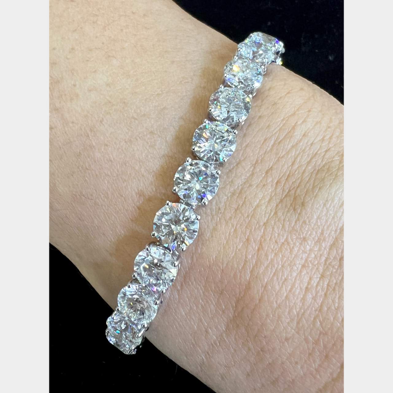 18K GIA CERTIFIED 27.21 Ct. Diamond Tennis Bracelet