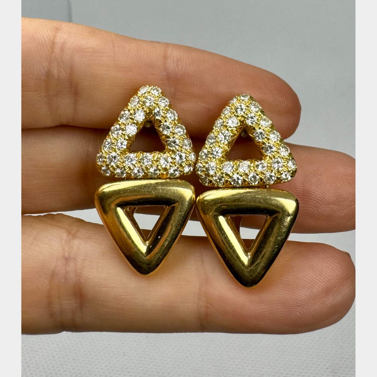 18K Yellow Gold 2.00 Ct. Diamond Earrings