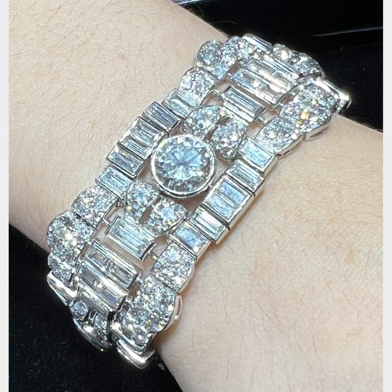 LaCLOCHE FRERES PARIS Art Deco Platinum Diamond Bracelet