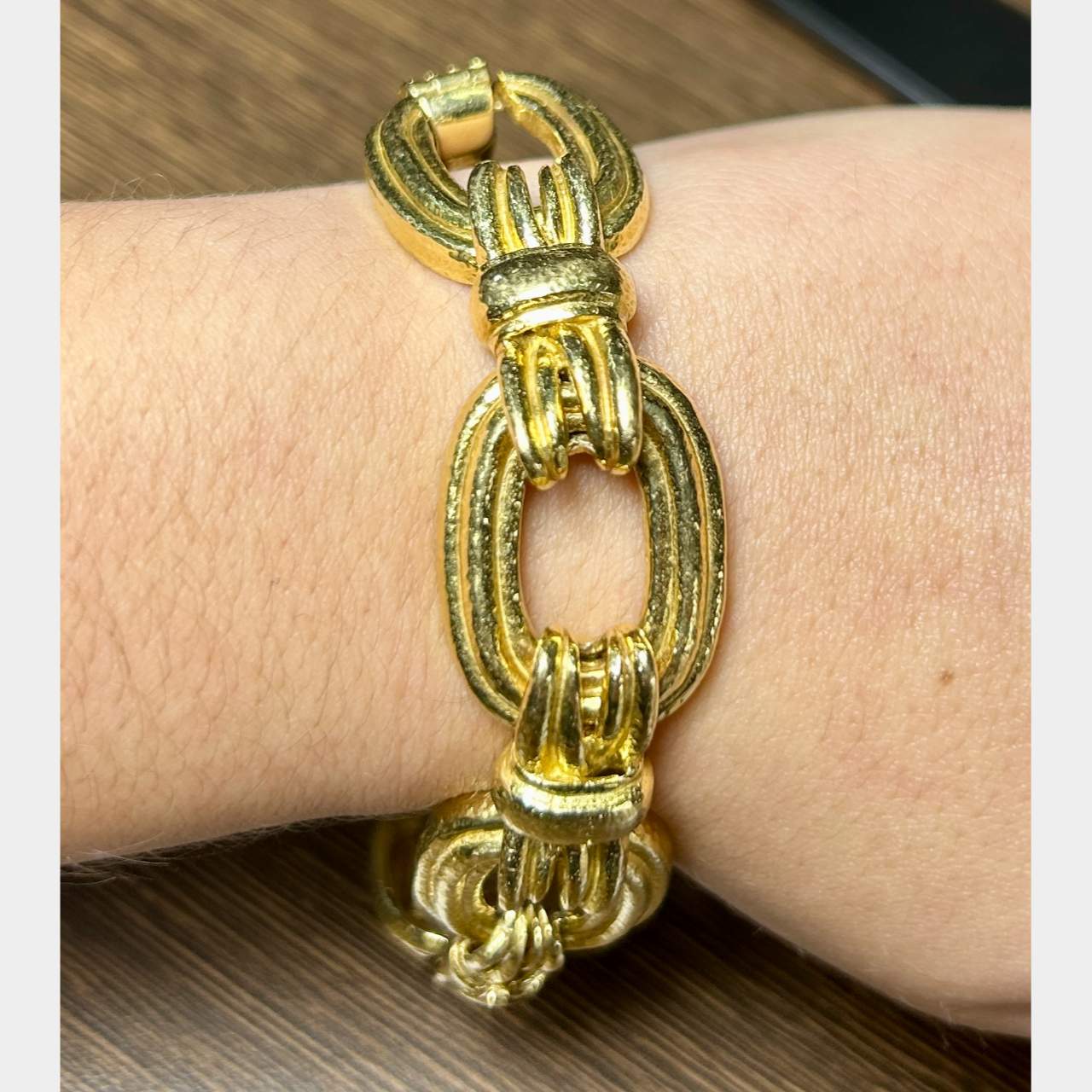 DAVID WEBB 18K Yellow Gold Bracelet