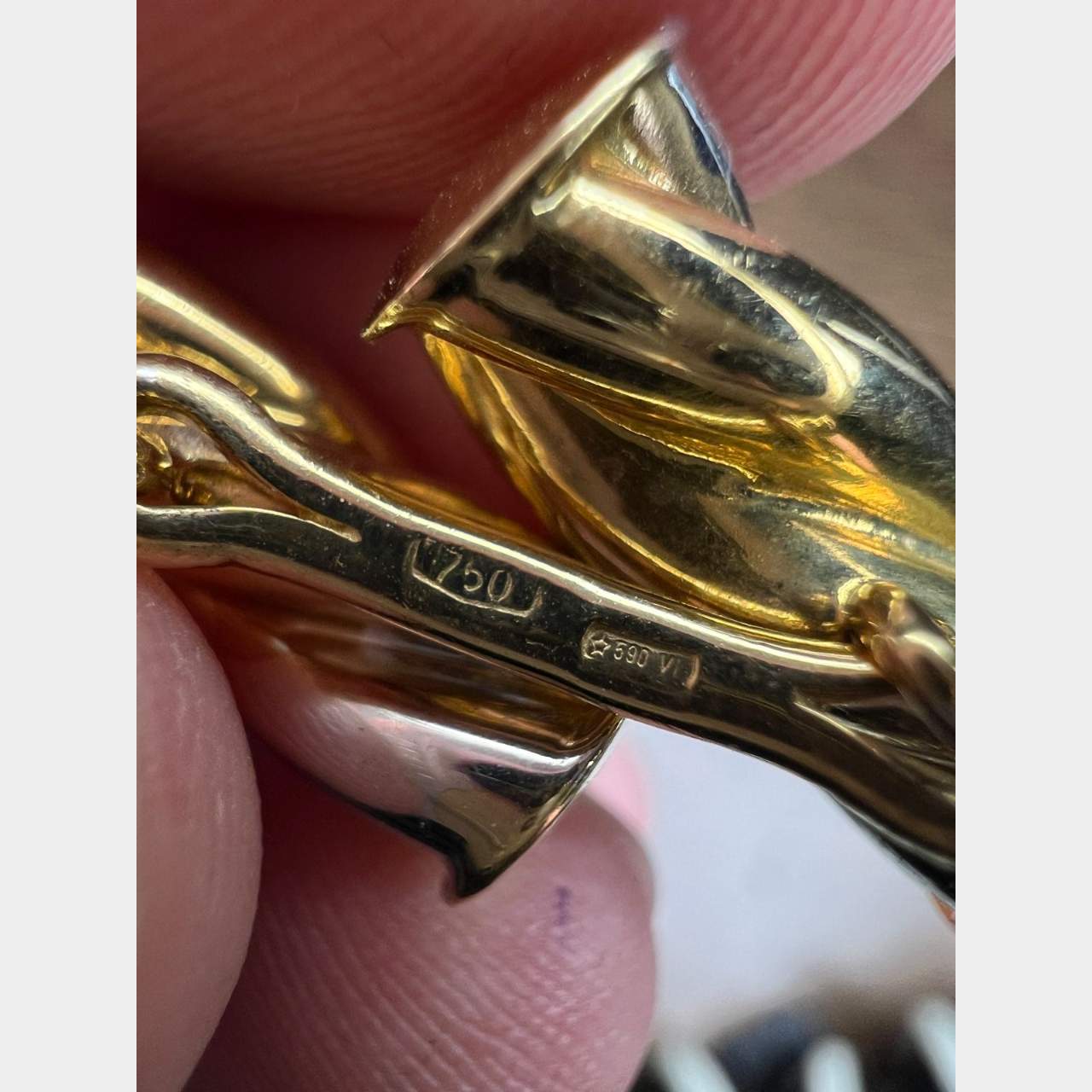 OREFICERIA F. VERONESE di VERONESE GUIDO & LILIANA  18K Yellow & White Gold Italian Cufflinks